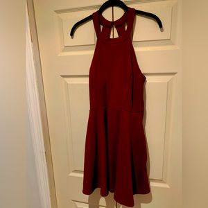 Women’s color is  more like a Burgundy  then red